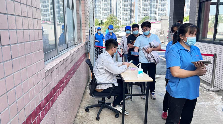 迅速防疫！金環電器積極配合醫護人員上門測核酸！