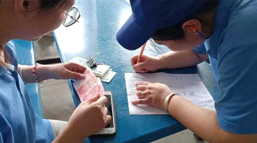 情系職工！金環(huán)電器為員工發(fā)放中秋暖心福利